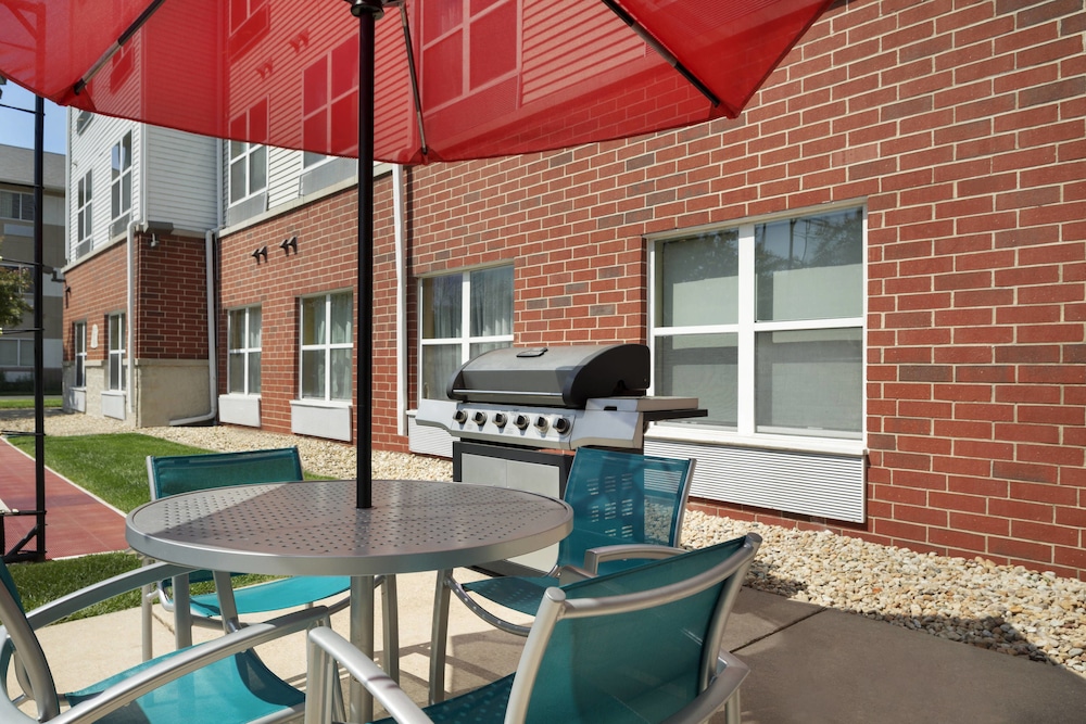 TownePlace Suites Chicago Naperville 22/22