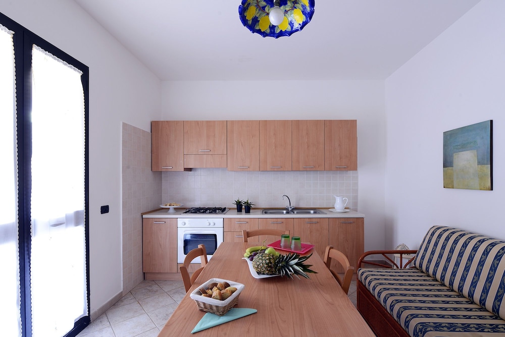 Oasis Hotel Residence and Resort 27/46