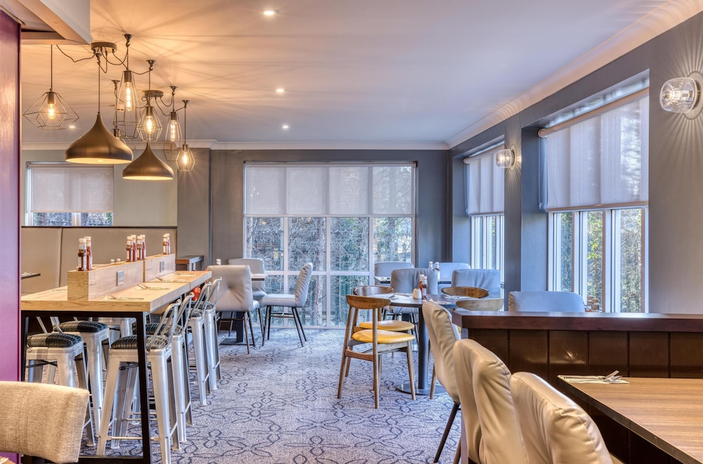 Premier Inn Loughton/Buckhurst Hill 29/43