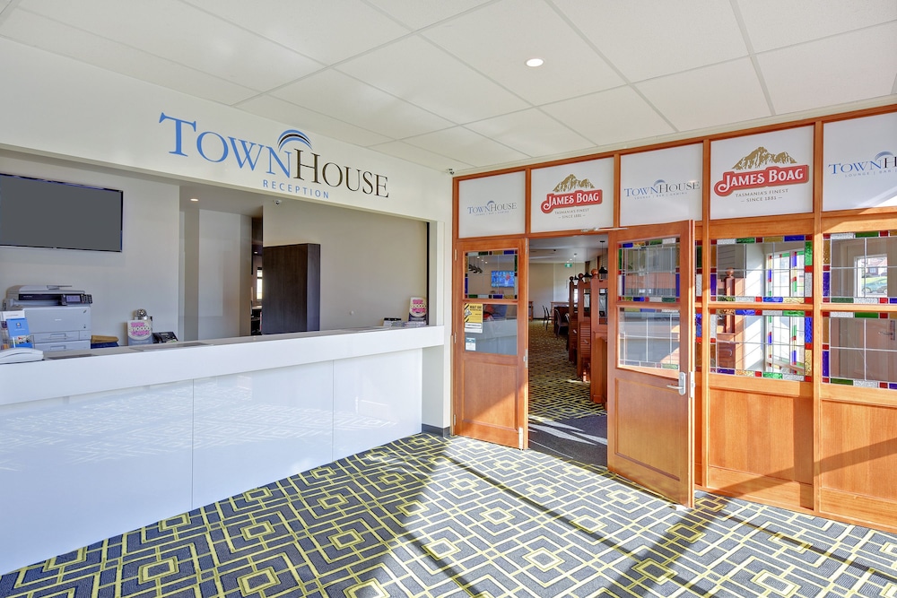 Burnie Central Townhouse Hotel 13/65