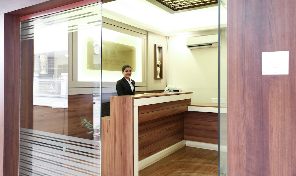 Itsy By Treebo - Comforts Inn, University Road Deralakatte 2/24