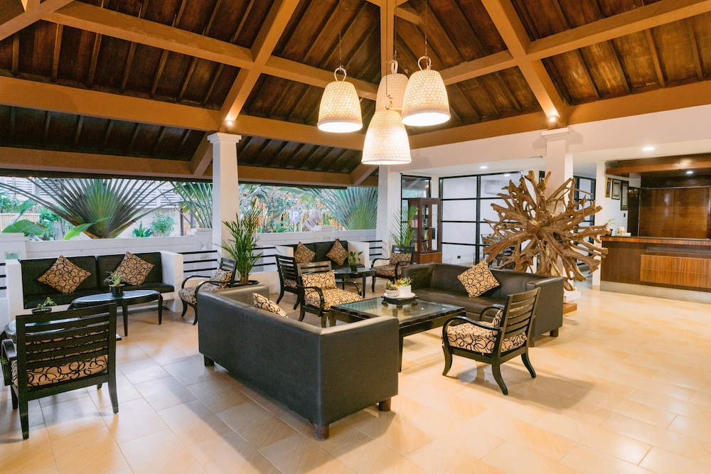 Legong Keraton Beach Hotel 51/70