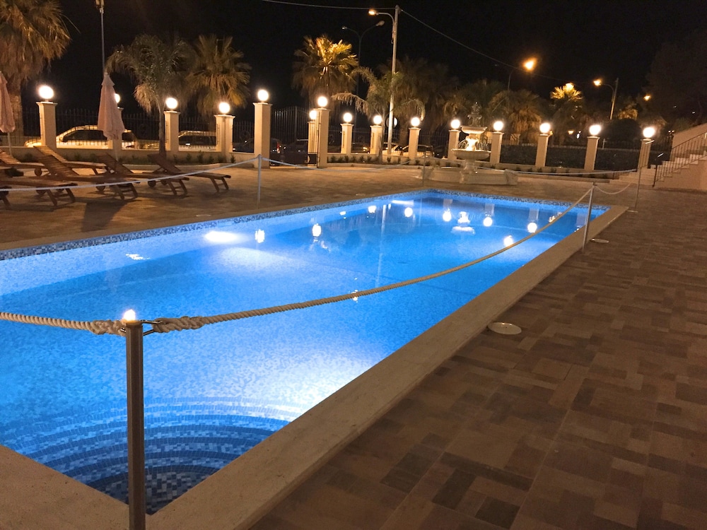 Hotel Riviera Palace 24/47