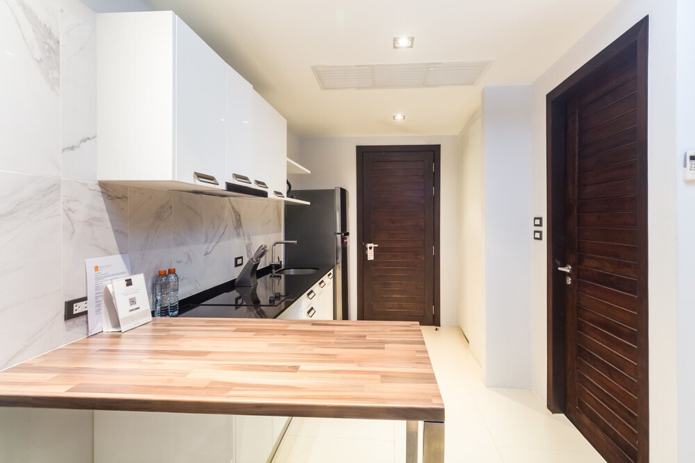 Emerald Terrace Condominium Resort 11/71