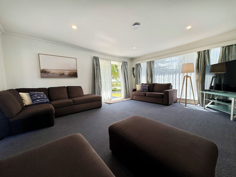 Tahuna Beach Kiwi Holiday Park & Motel 26/44