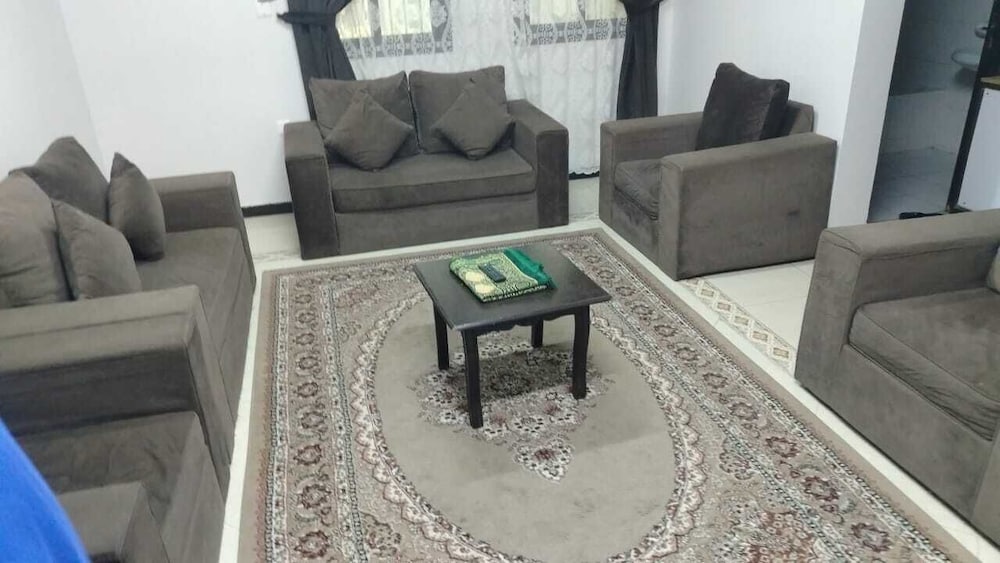العييري للشقق المفروشة المدينة المنورة 9(Al Eairy Furnished Apartments Al Madinah 9) 40/48