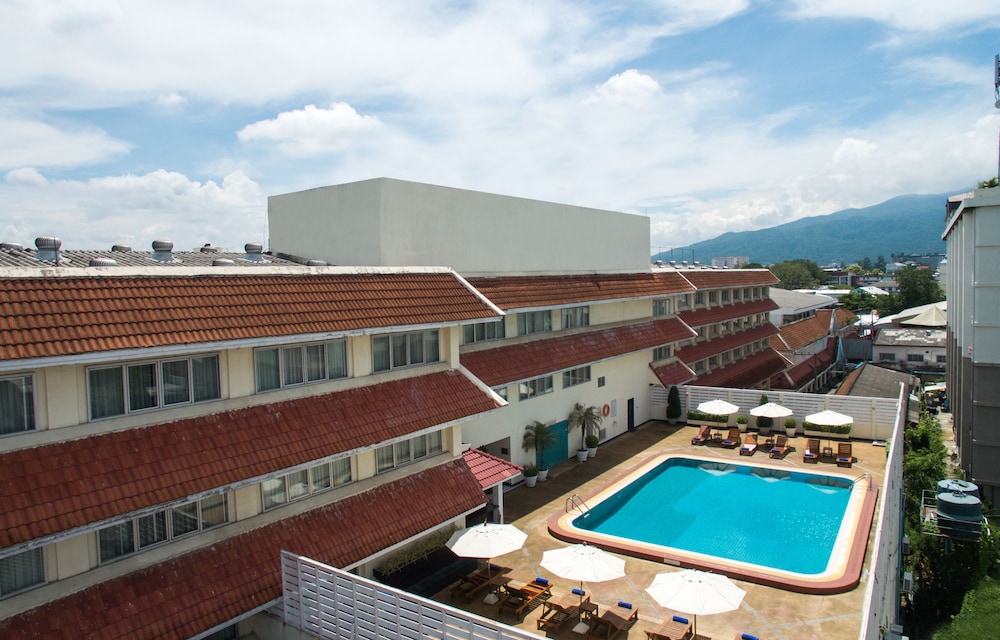 Mercure Chiang Mai Hotel 8/61