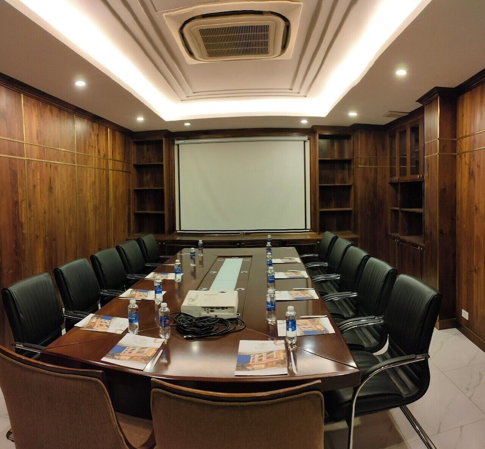 Rex Hanoi Hotel 60/68