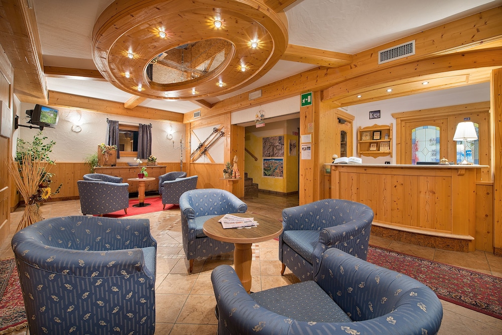HOTEL INTERALPEN 10/74
