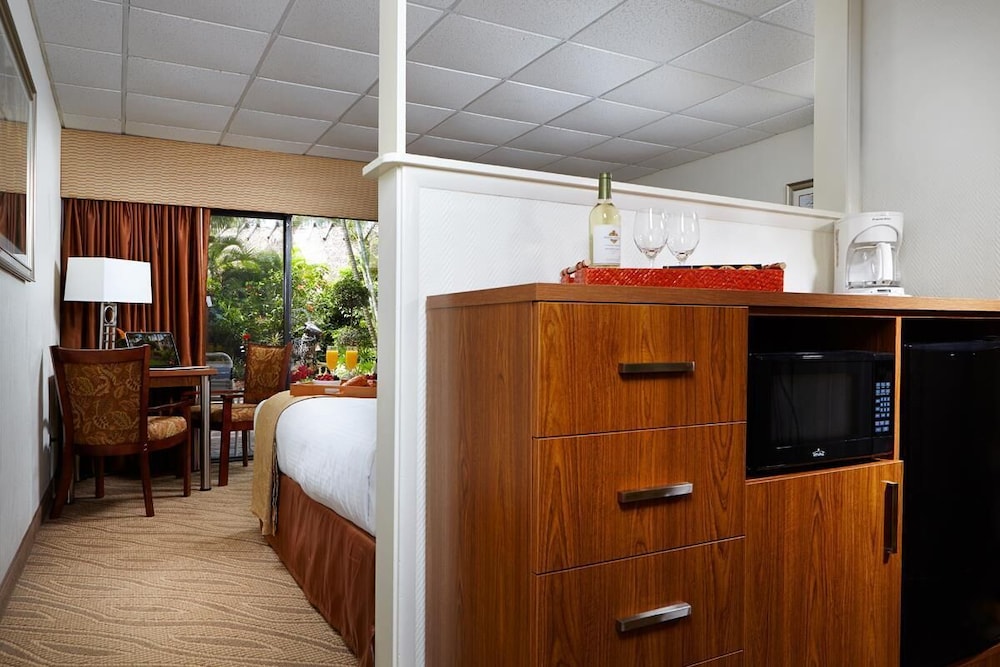 Best Western Naples Inn & Suites 8/36