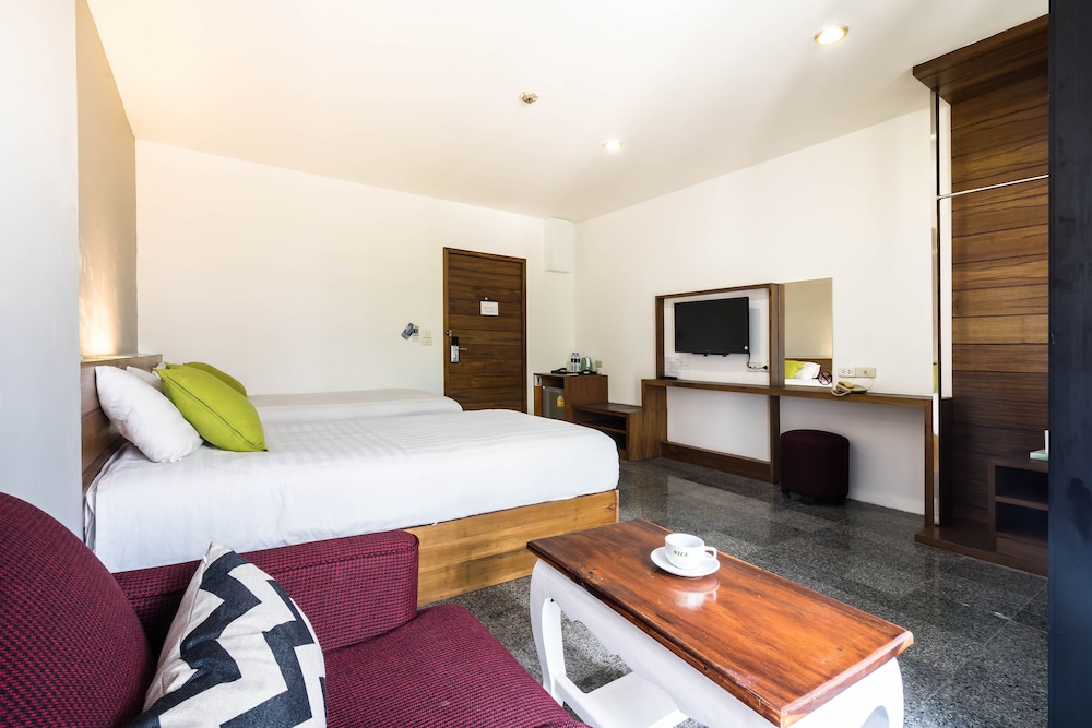Nice Hotel Ratchada 13/40
