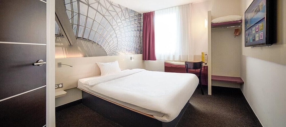 غرفة قياسية بسرير كوين، B&B HOTEL Katowice Centrum 8/10