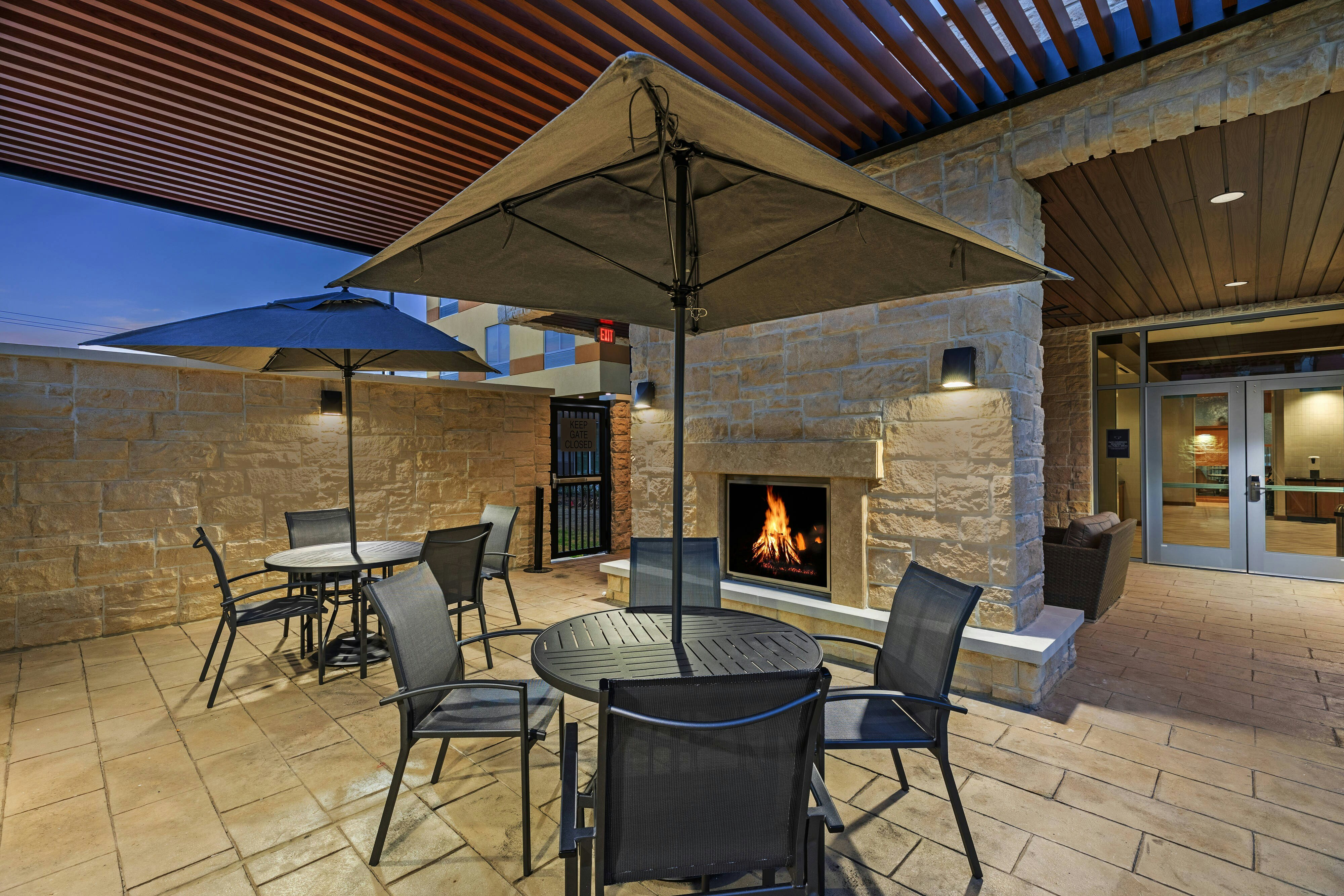 Fairfield Inn & Suites Houston Memorial City Area 16/20