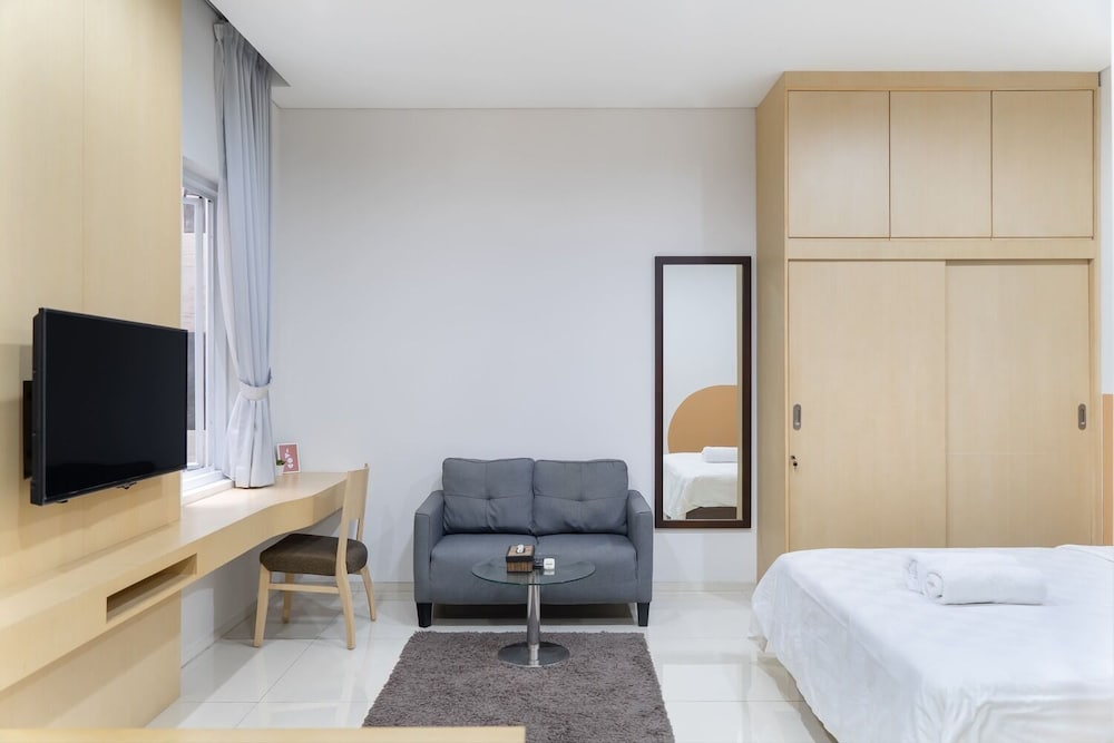 Mk House Senopati 6/22
