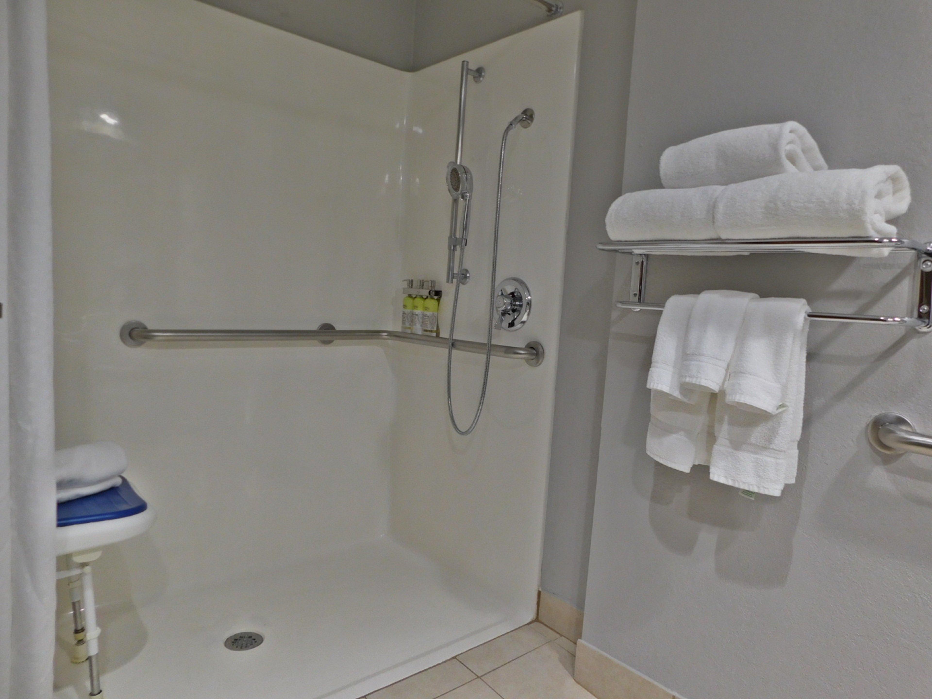 غرفة قياسية بسرير كينج لذوي الإعاقة، HOLIDAY INN EXPRESS CLEVELAND DOWNTOWN 3/3