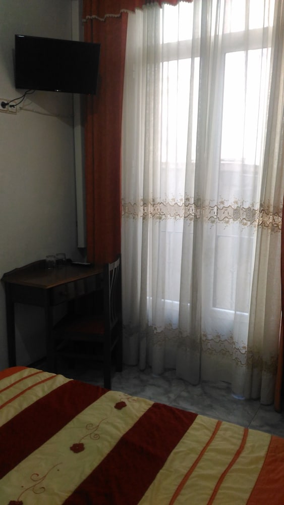 Hostal Palacios Fuencarral 49/67