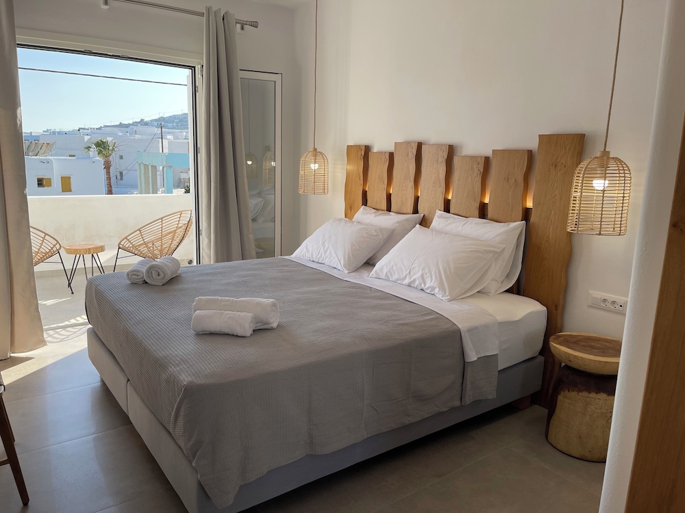 SUPERIOR, DOUBLE OR TWIN BED, SEA VIEW