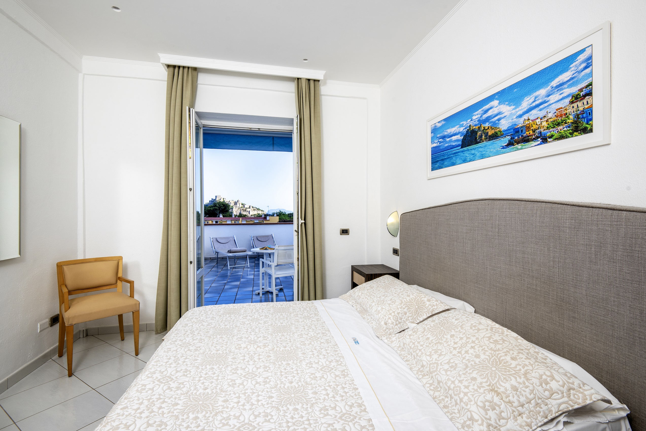 Comfort, Twin Beds