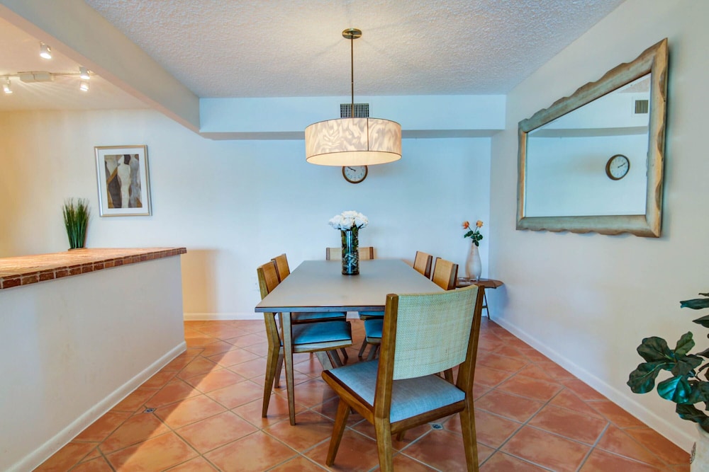 Beach Haus Bal Harbour 60/76