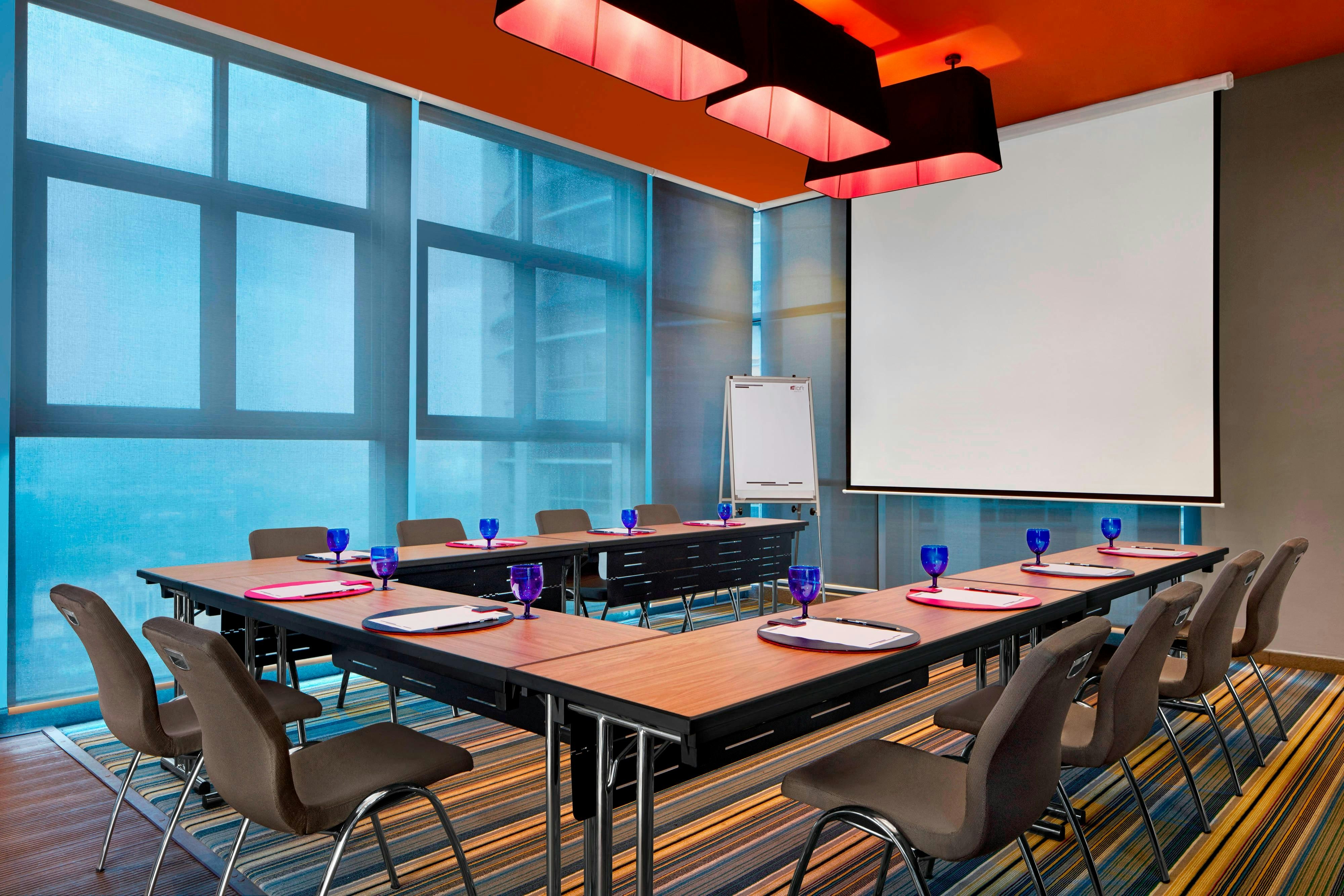 Aloft Kuala Lumpur Sentral Hotel 73/82