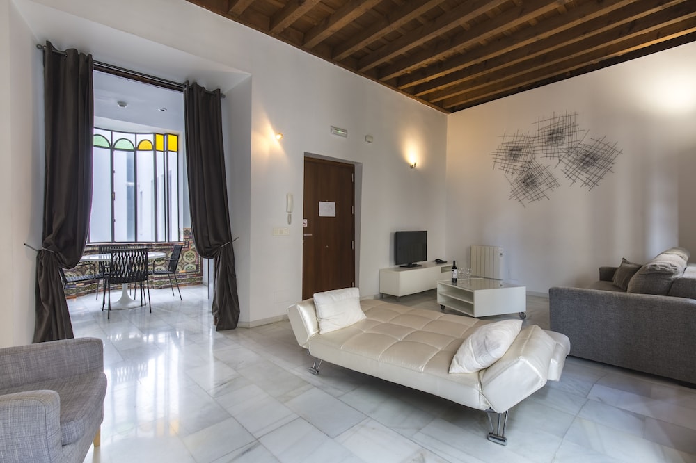 Comet Suites Elvira 22/62