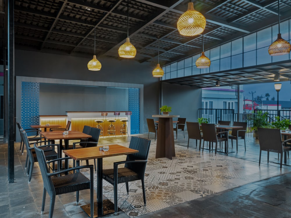 Aston Inn Cilacap 41/49