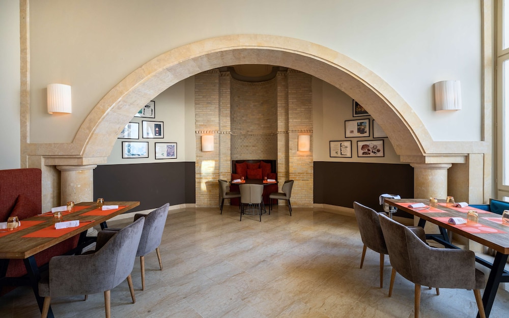 Radisson Blu Palace Resort and Thalasso 60/78