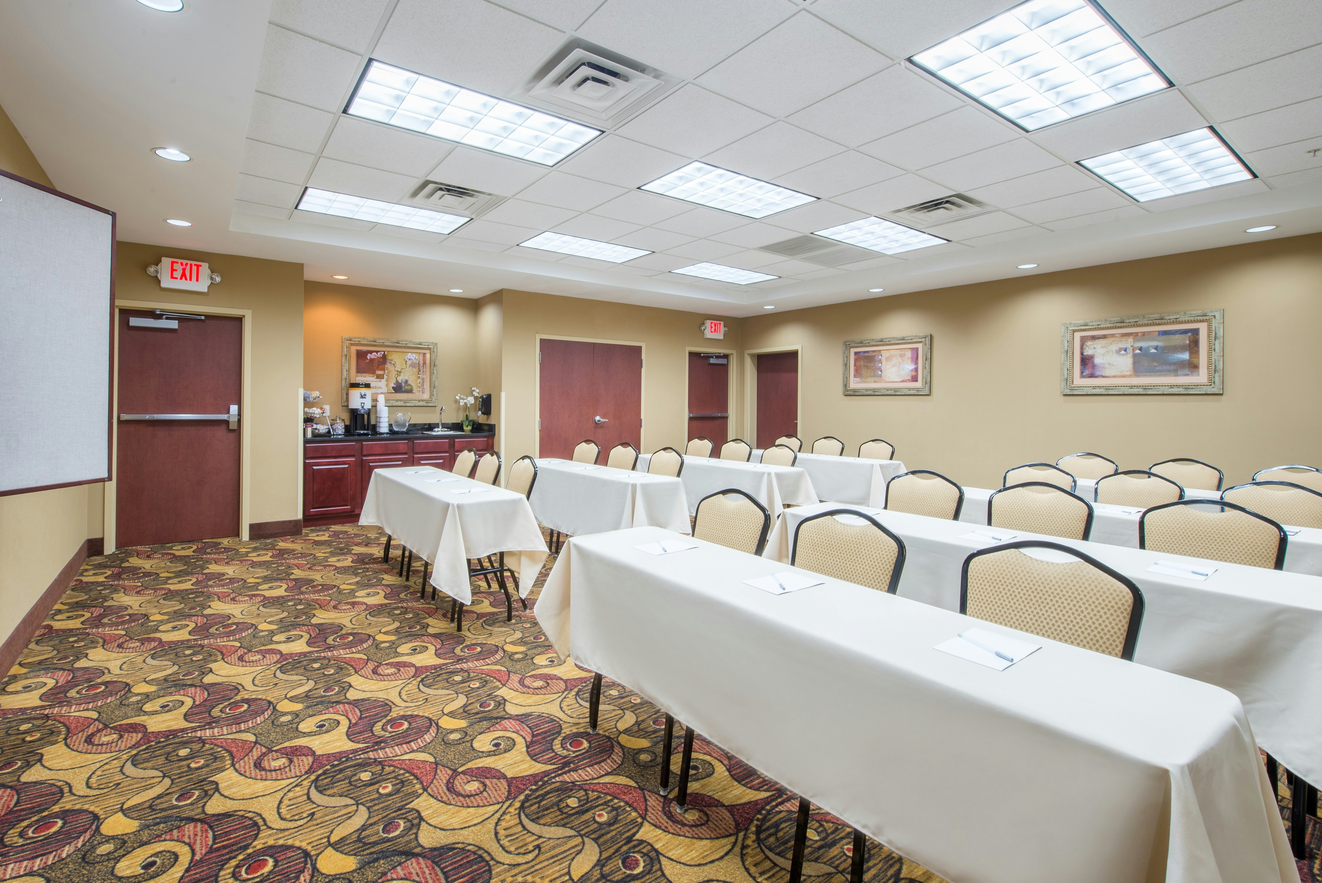 Hampton Inn Suites Oklahoma City South 36/39