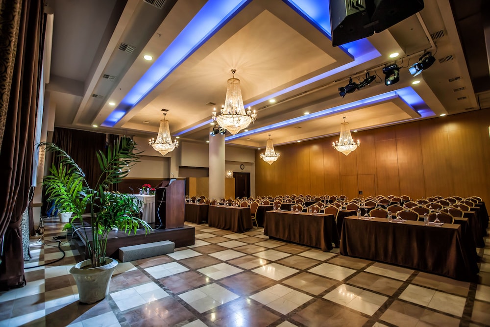 Hotel Kouros 8/61