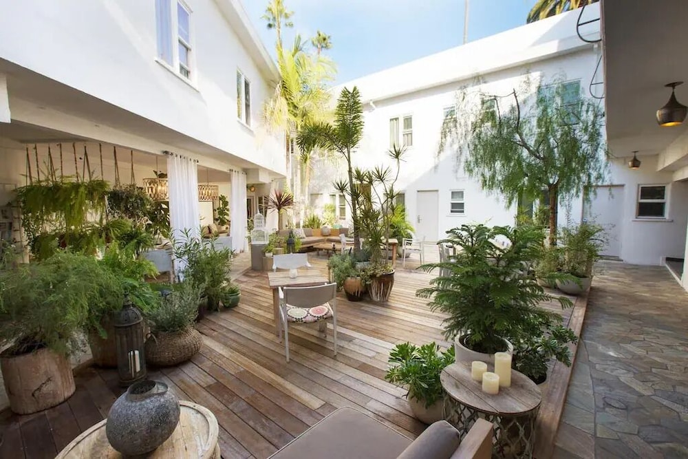Hotel Beverly Terrace 67/69