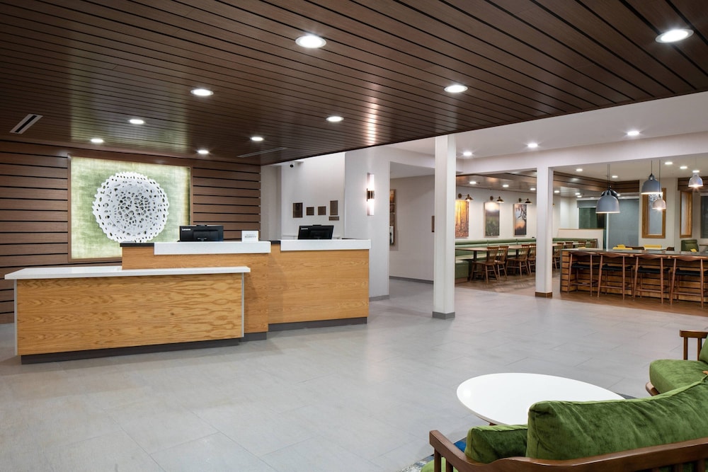 Fairfield Inn & Suites Pensacola Pine Forest 4/33