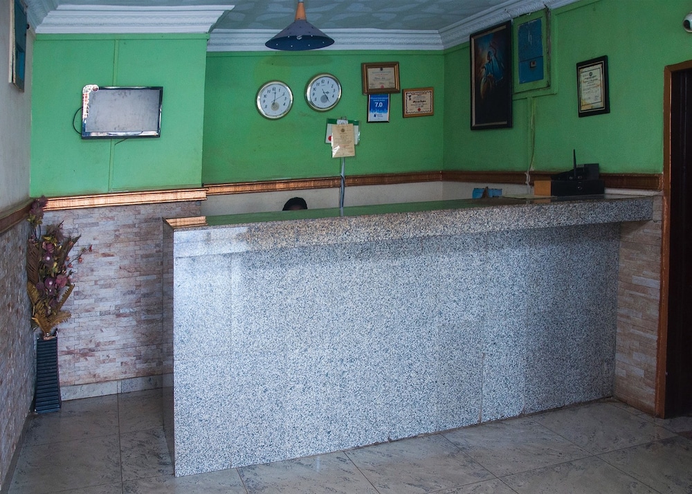 Alfoscar Hotel & Suites 7/26