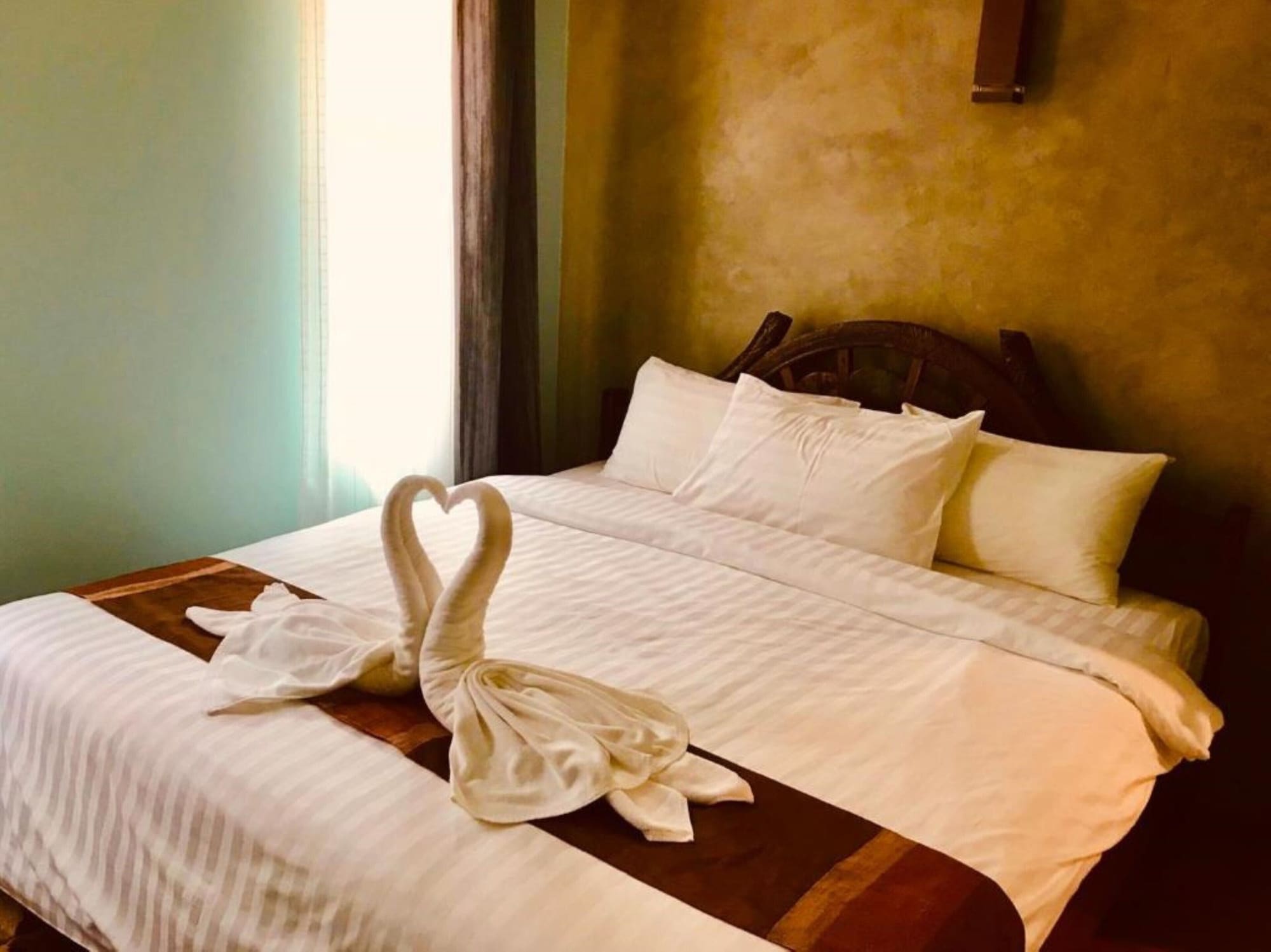 Mountain, Villa, Twin Beds, 2 King Beds, Sofa