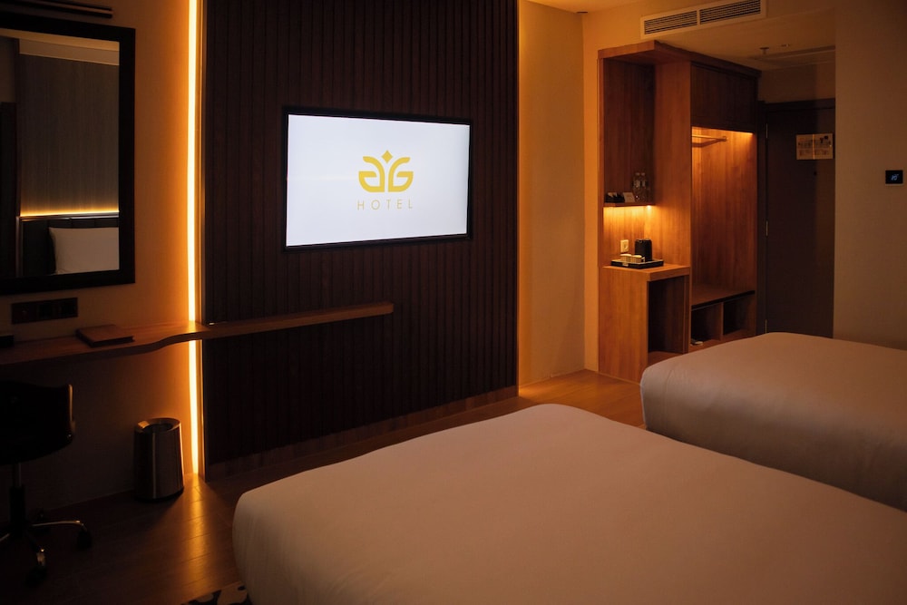 AGlow Hotel Harbor Bay Batam 54/65
