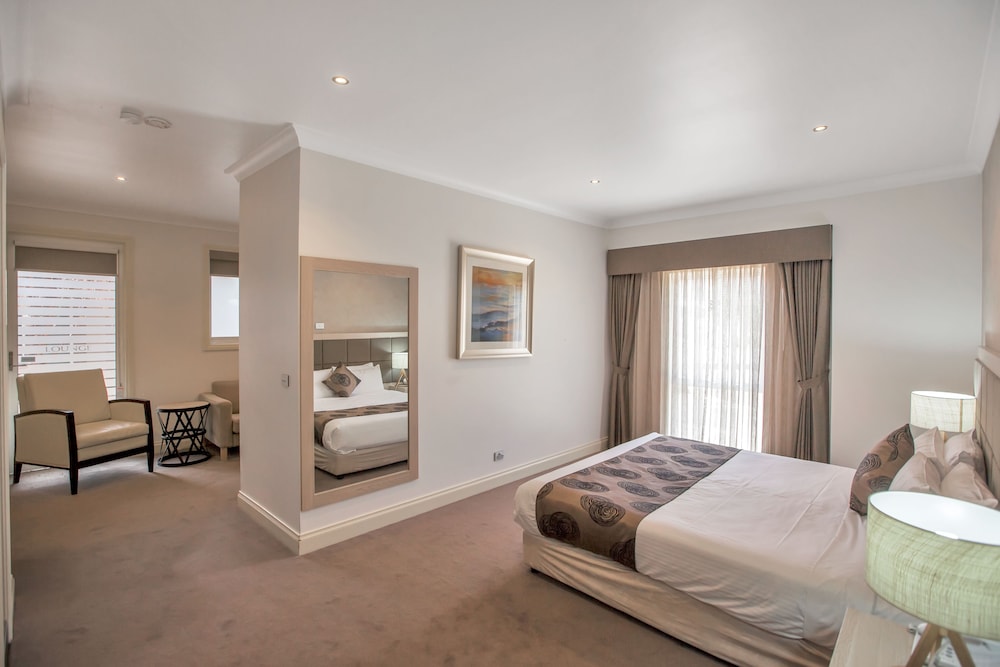 Century Inn 20/57