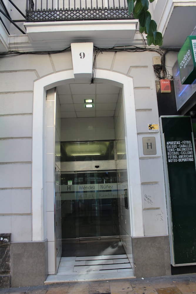 Hotel Mendez Nunez 2/49