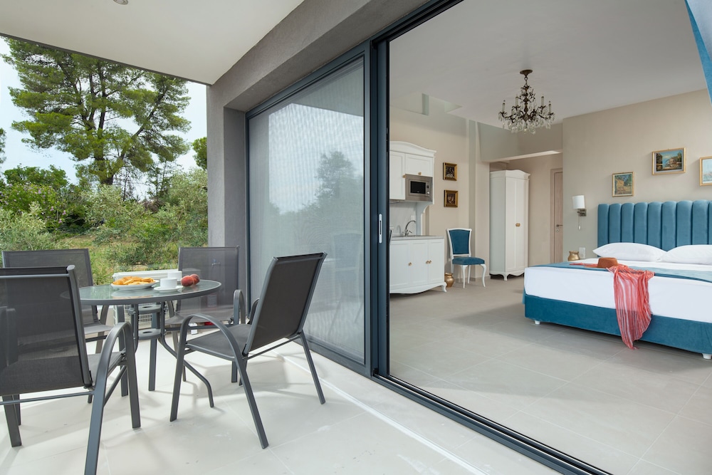 Mykoniatika Villas 30/48