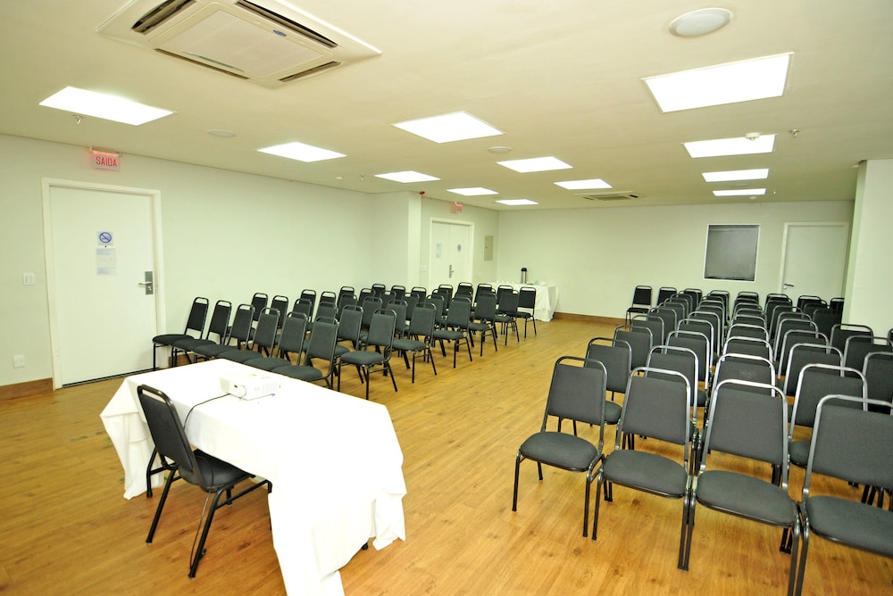 Holiday Inn Express Belem Ananindeua 64/77