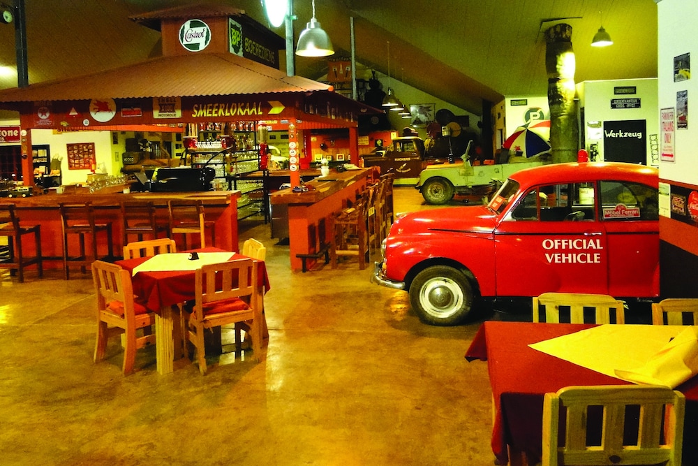 Canyon Roadhouse 33/43