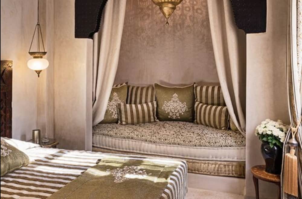 Riad Kheirredine 27/69