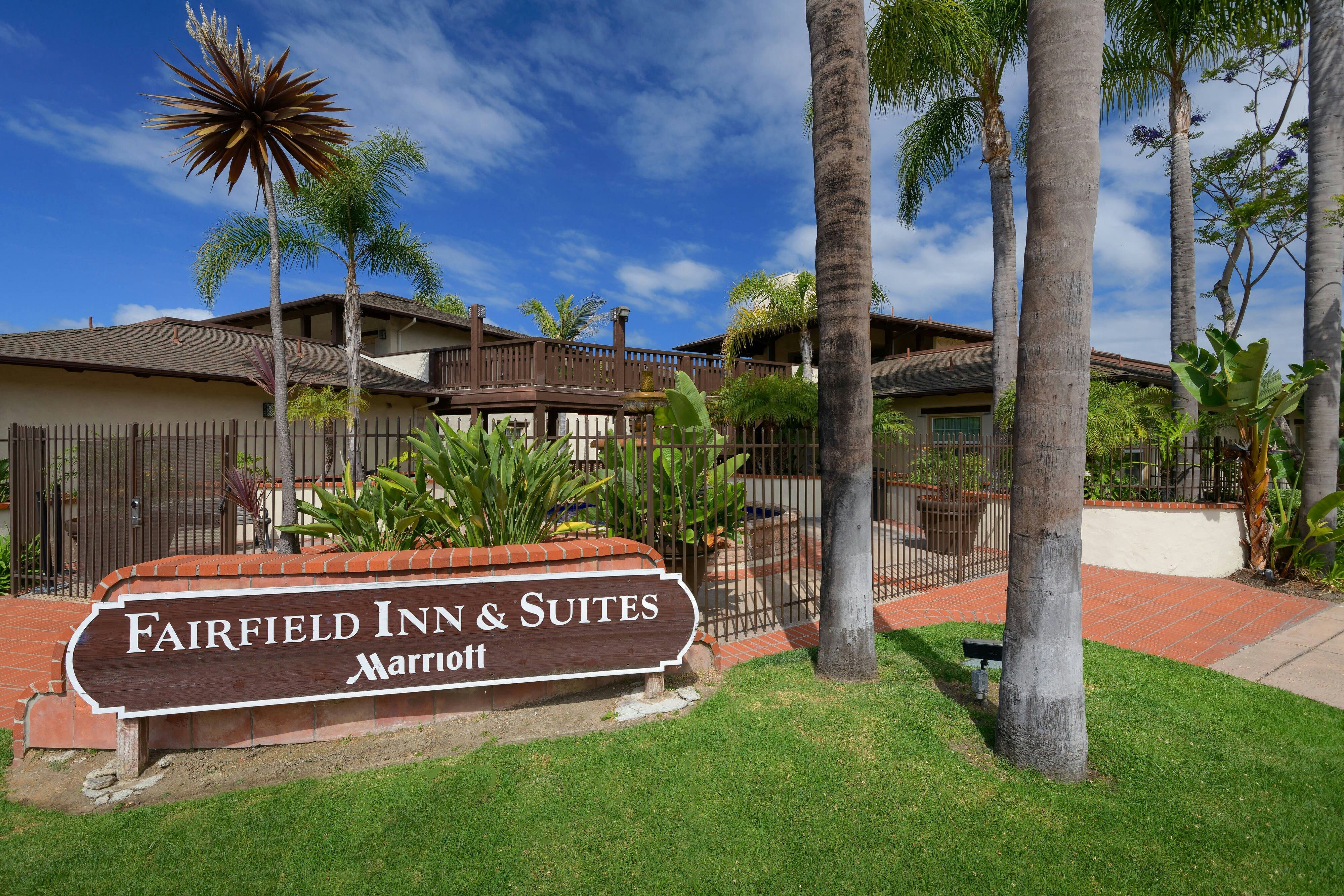 Fairfield Inn Suites San Diego Old Town 24/26