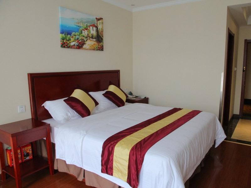 GreenTree Inn ShangHai National Convention Center XinFu Middle Road HuaZhi Road Hotel 15/27