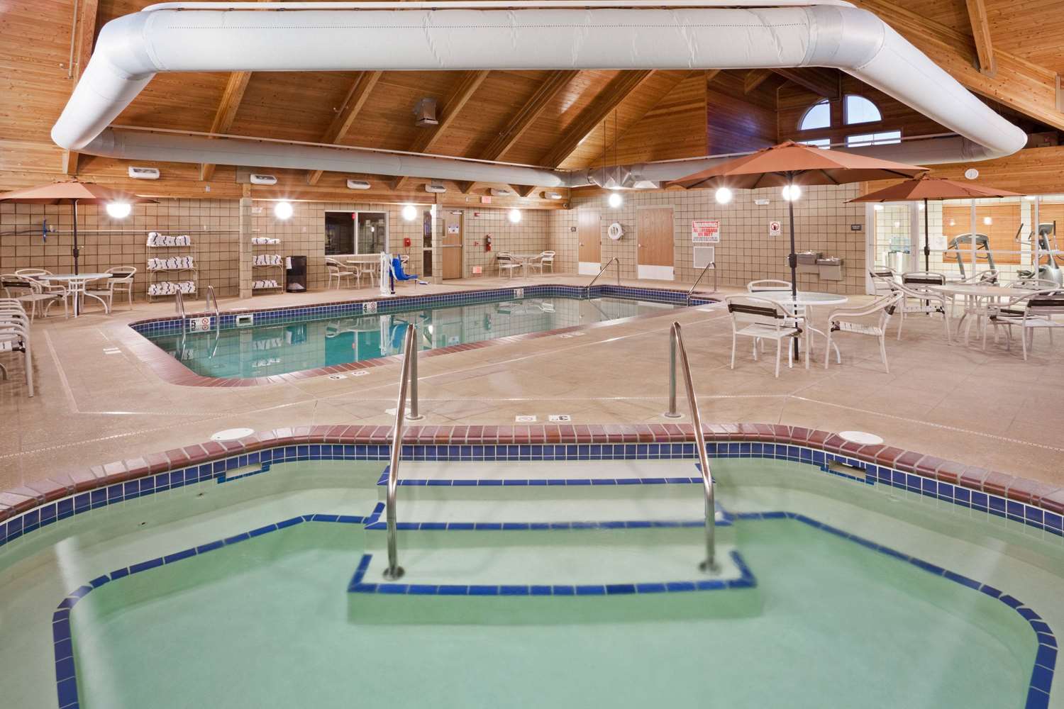 Americinn By Wyndham Fort Pierre Conference Center 25/45