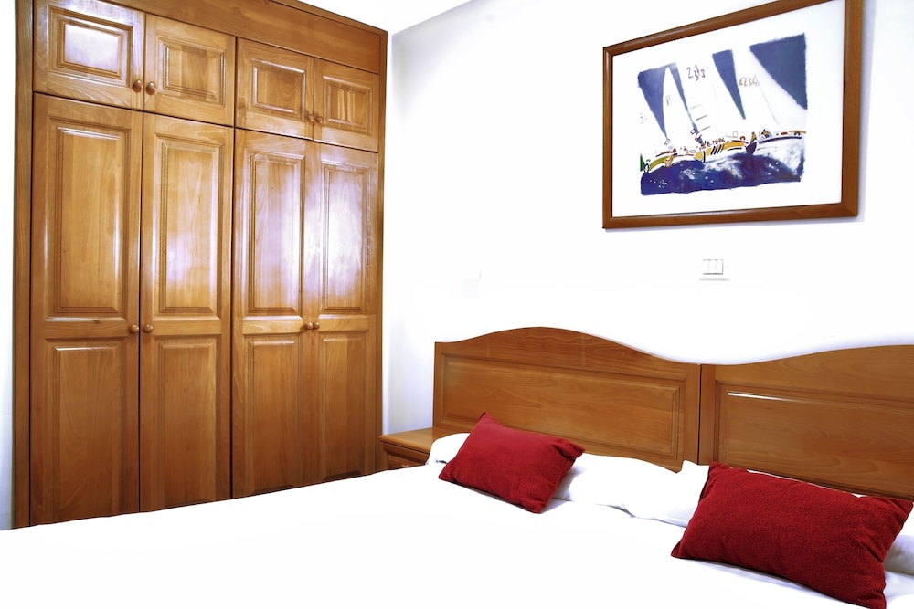 Hotel Chatur Palmera Mar 10/31