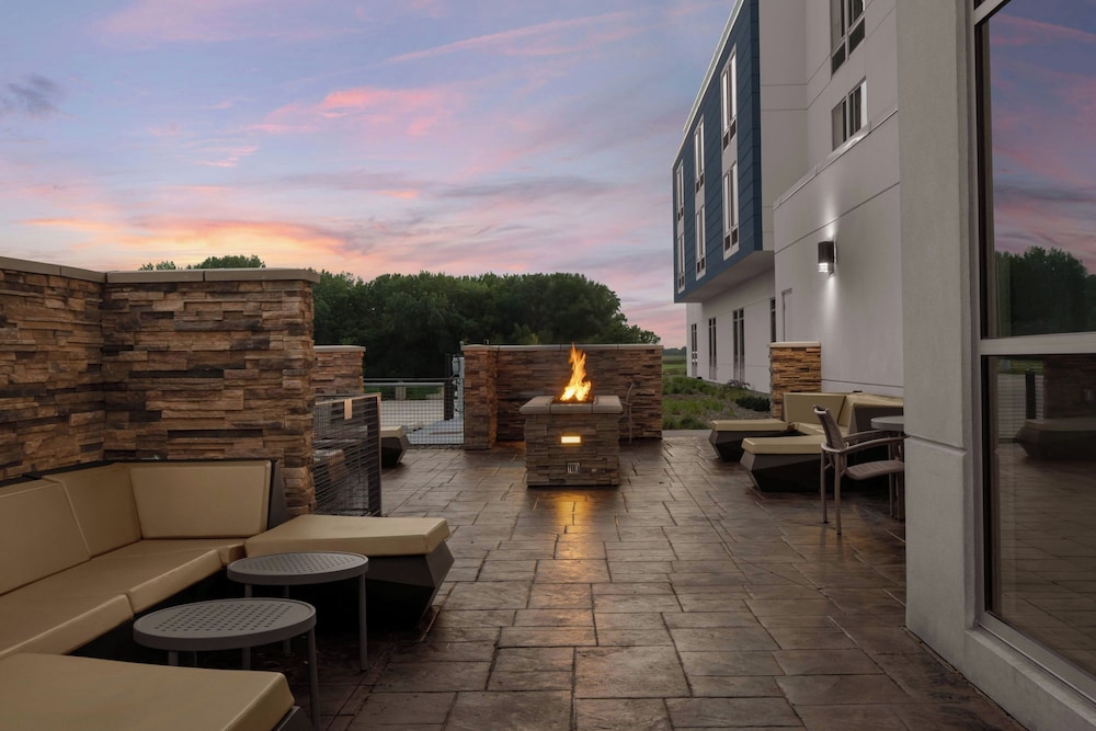 Springhill Suites By Marriott Grand Island 32/46