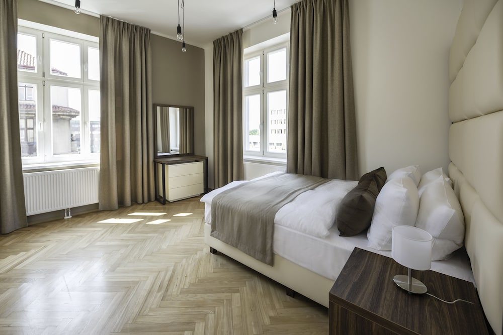 Letna Garden Suites 8/66
