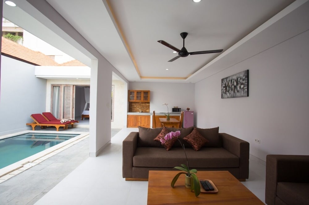 The Awandari Villas Seminyak 38/58