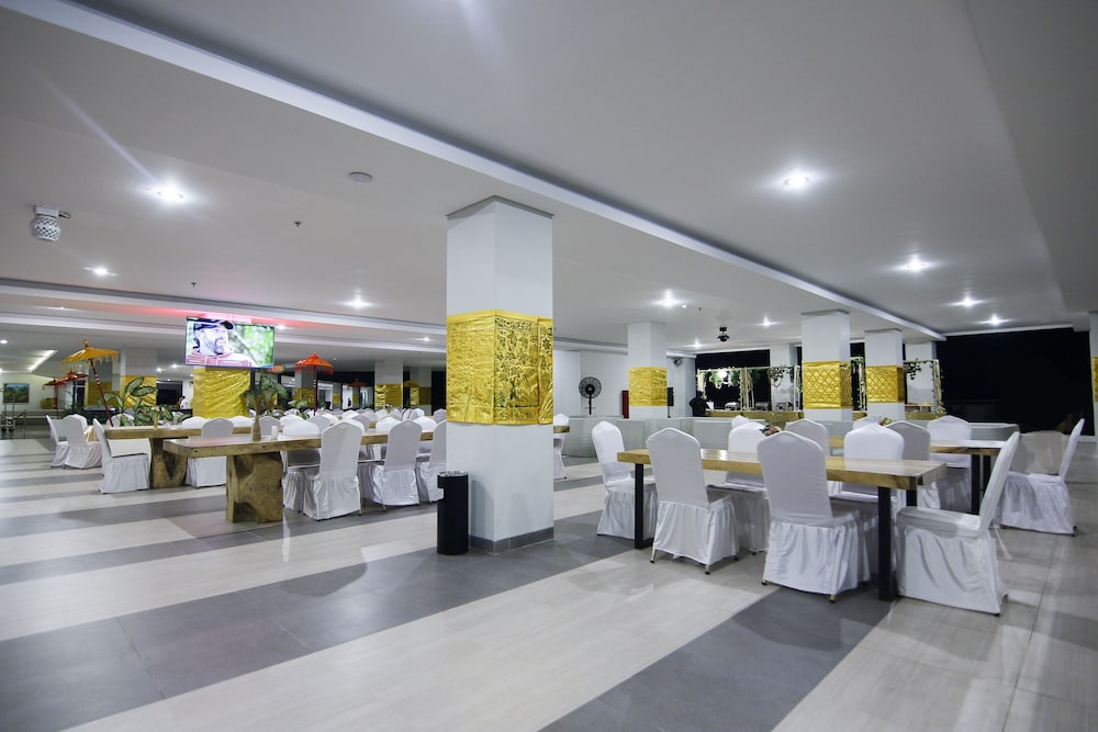 Raja Hotel Kuta Mandalika Resort & Convention 10/64