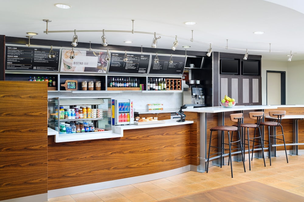 Courtyard by Marriott Kingston 36/50