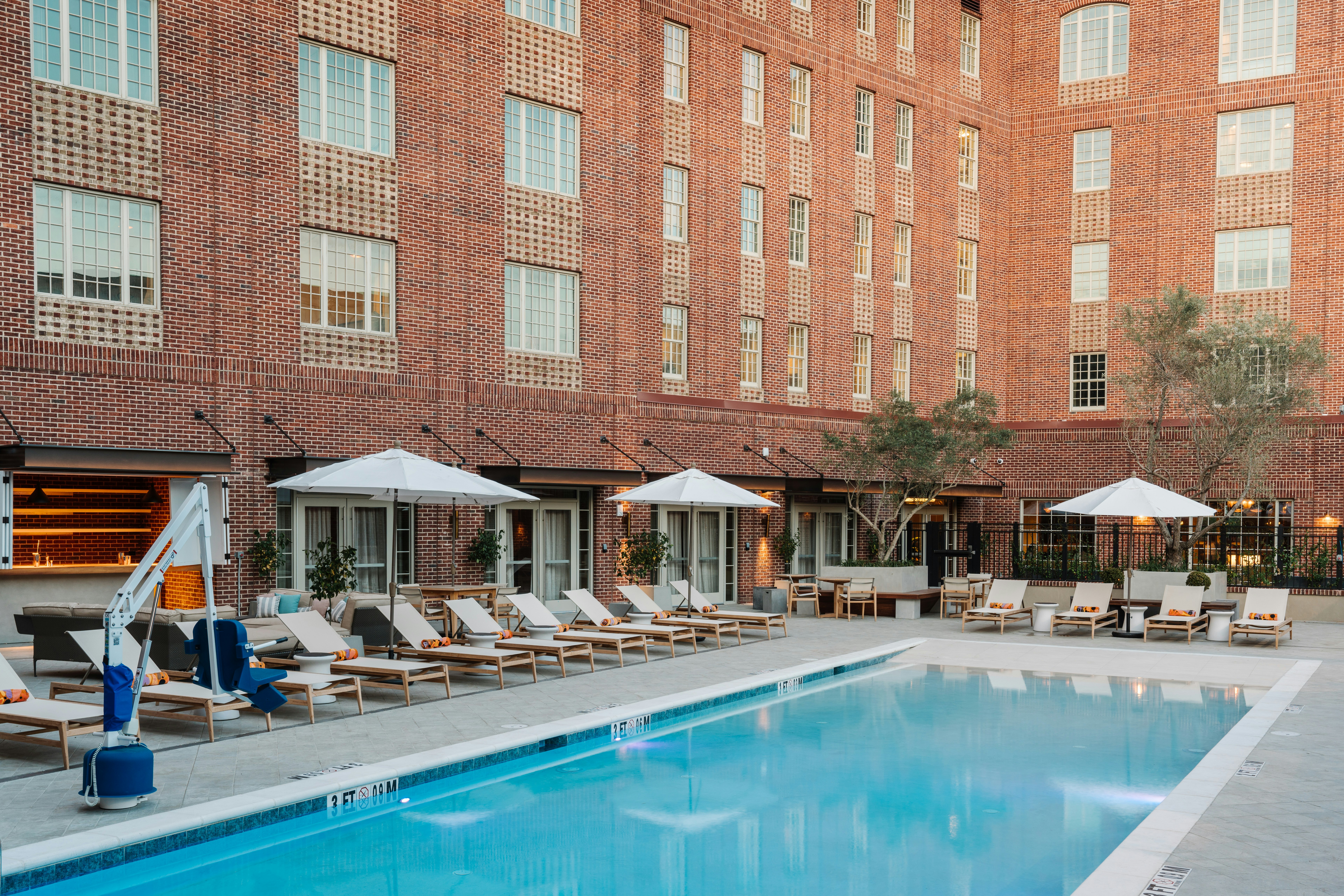 The Alida, Savannah, a Tribute Portfolio Hotel 6/84